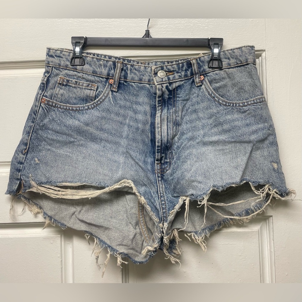 Zara High Waist Distressed Denim Shorts